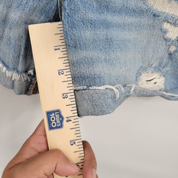 Levis Women Blue Distressed Raw Hem Hi Rise Button Fly 501 Denim Shorts Size 26 - Picture 7 of 12